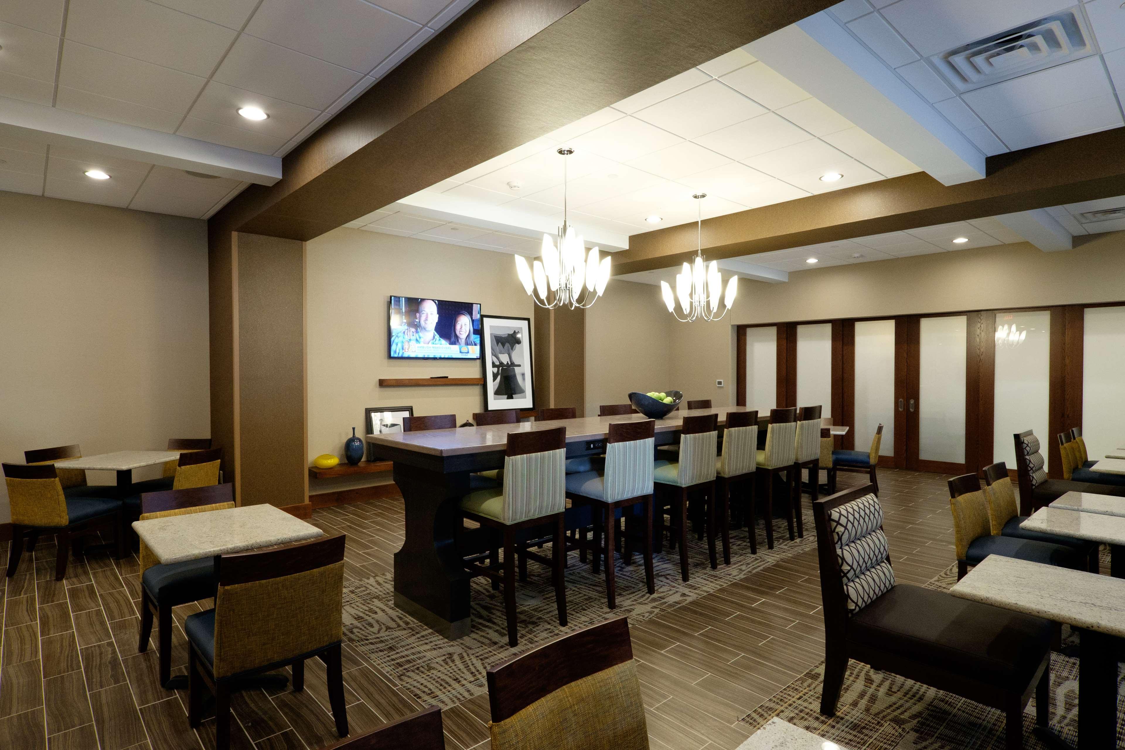 Hampton Bay Downtown Hotel 3*