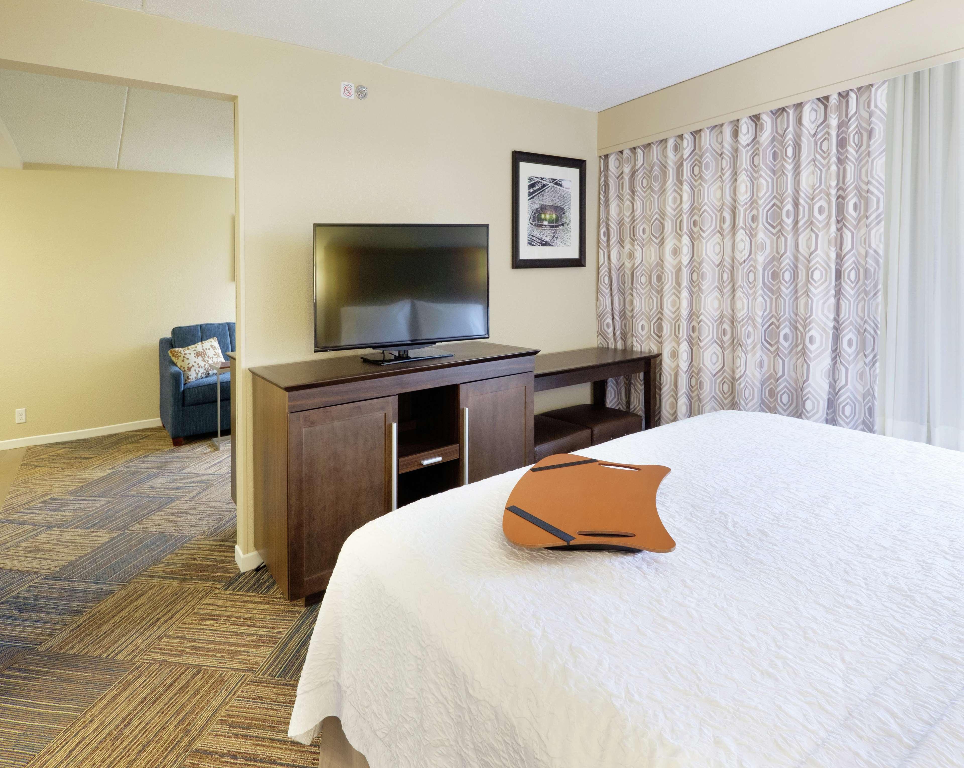 Hampton Bay Downtown Hotel Green Bay