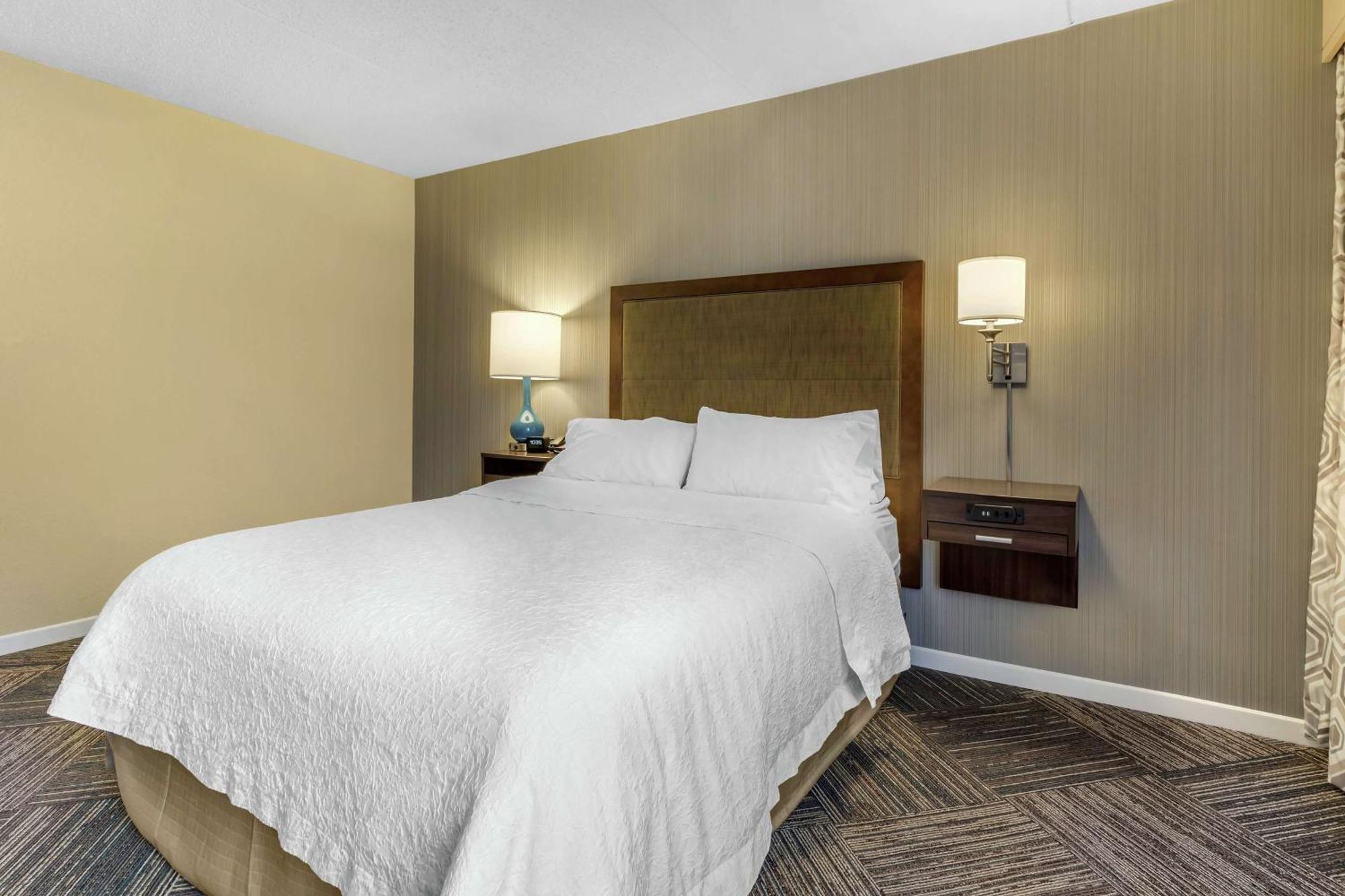 Hotel Hampton Bay Downtown Green Bay
