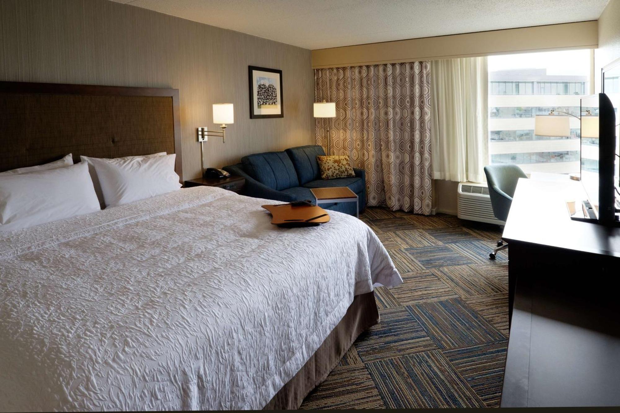 Hampton Bay Downtown Hotel Green Bay